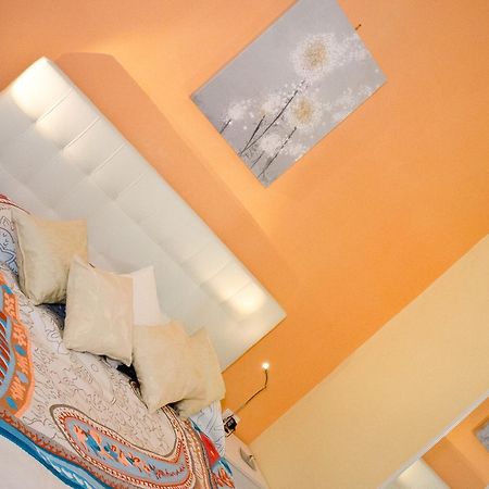 B&B L'Incrocio Salerno Luaran gambar