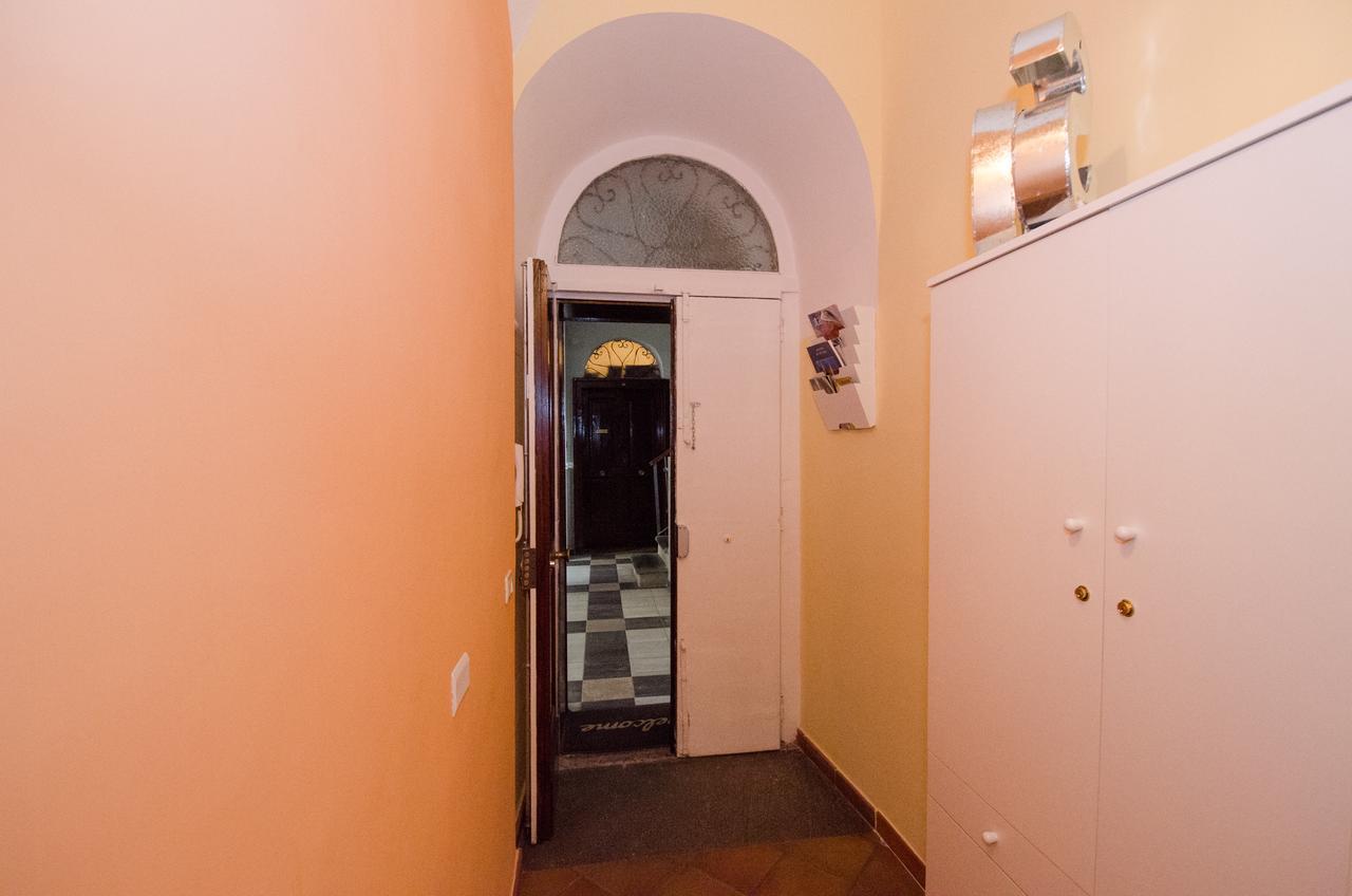 B&B L'Incrocio Salerno Luaran gambar