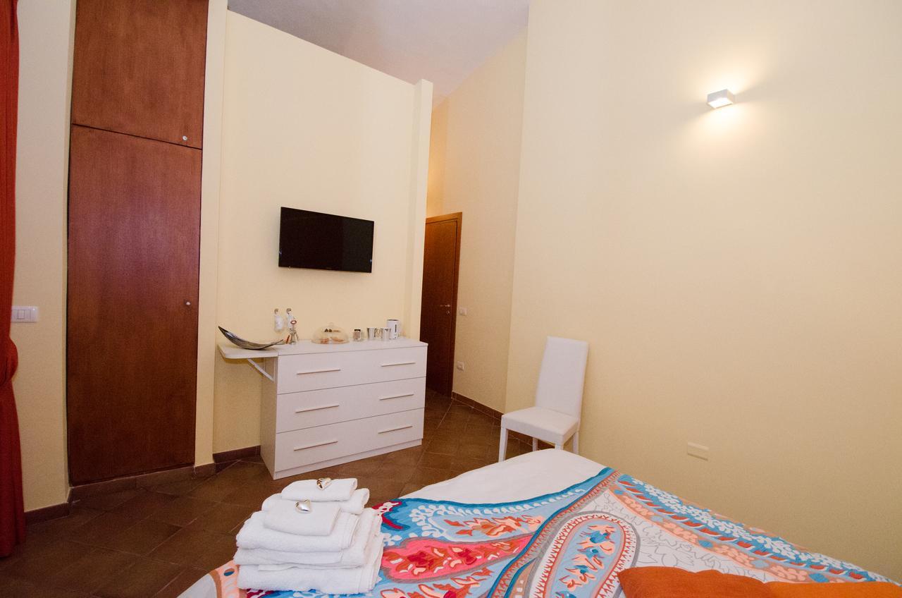 B&B L'Incrocio Salerno Luaran gambar