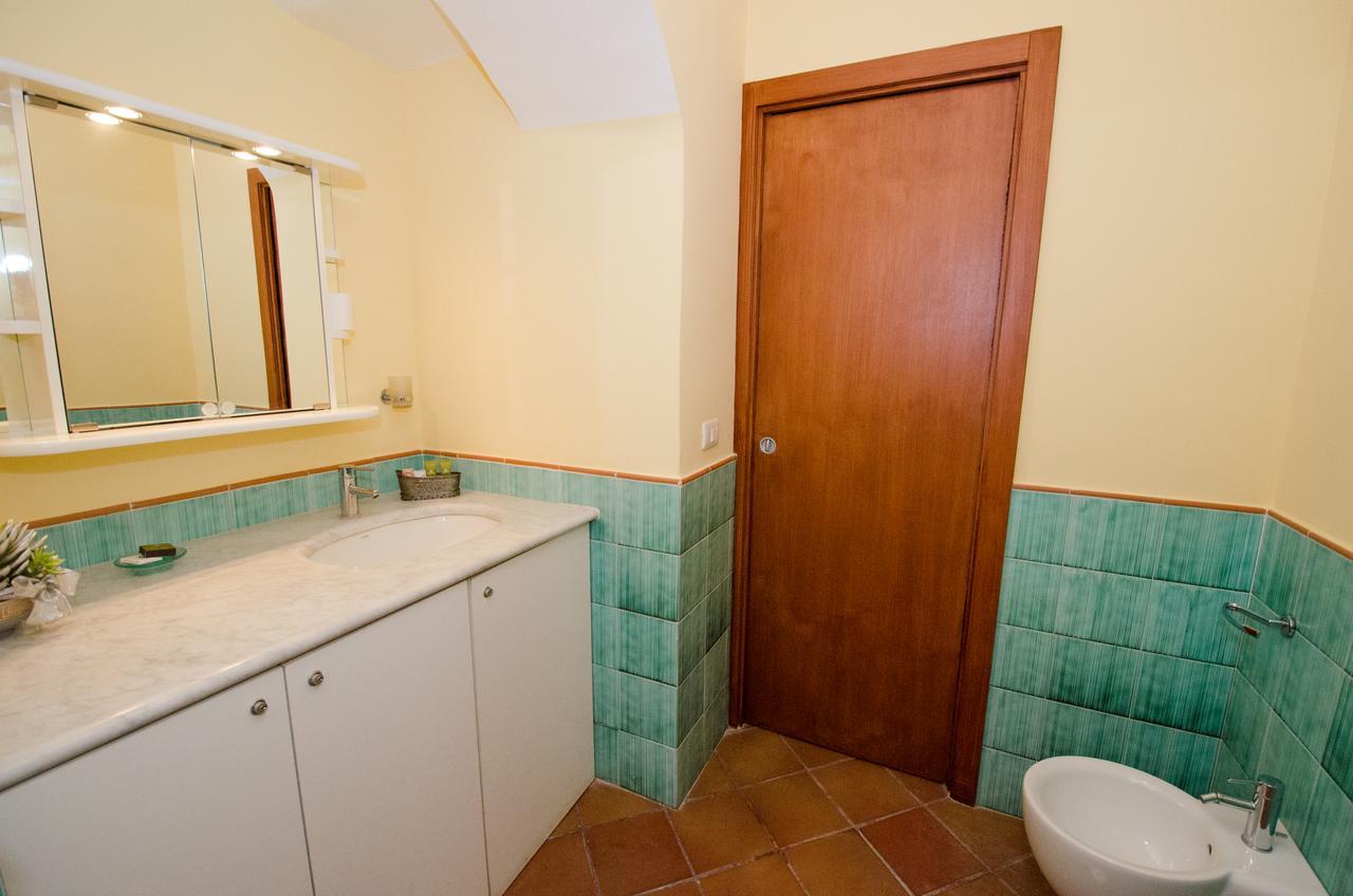 B&B L'Incrocio Salerno Luaran gambar