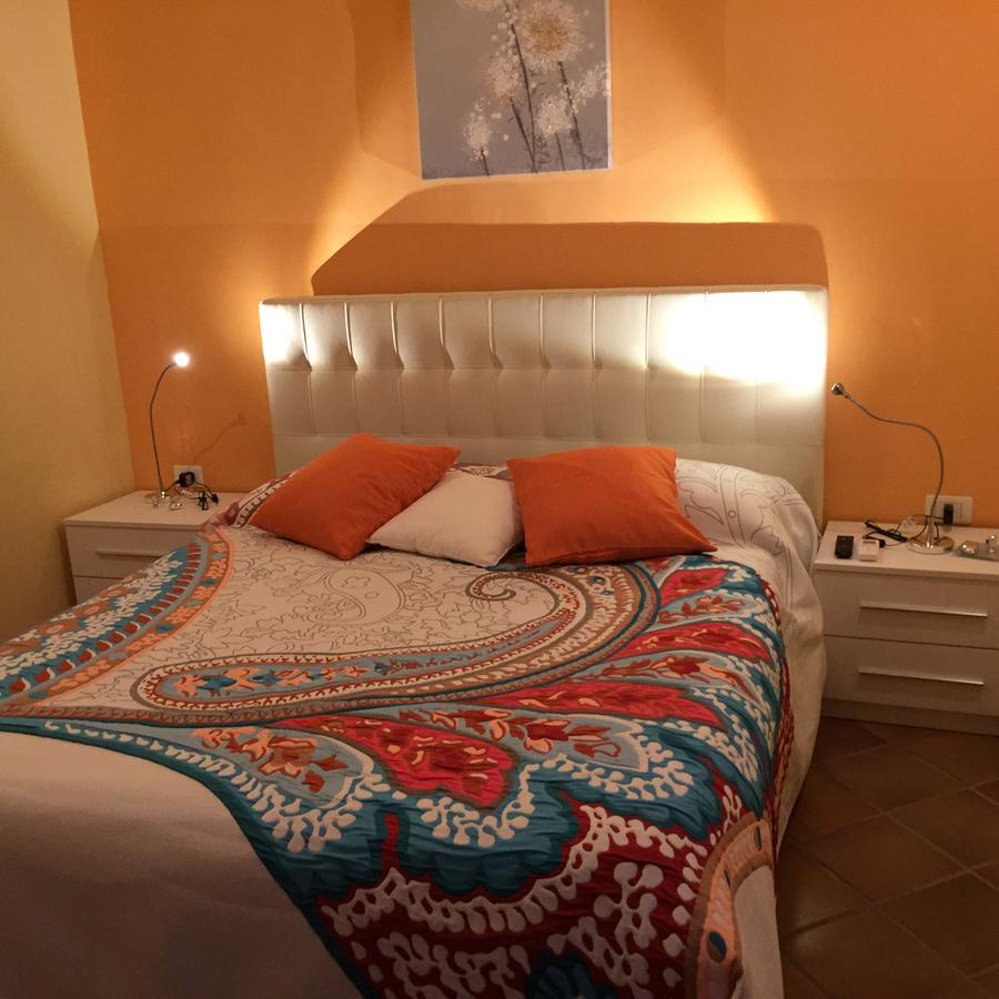 B&B L'Incrocio Salerno Luaran gambar