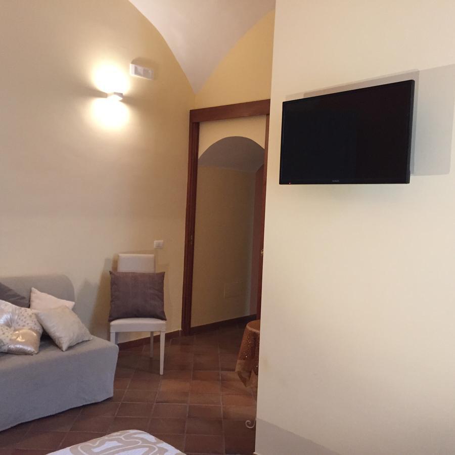 B&B L'Incrocio Salerno Luaran gambar