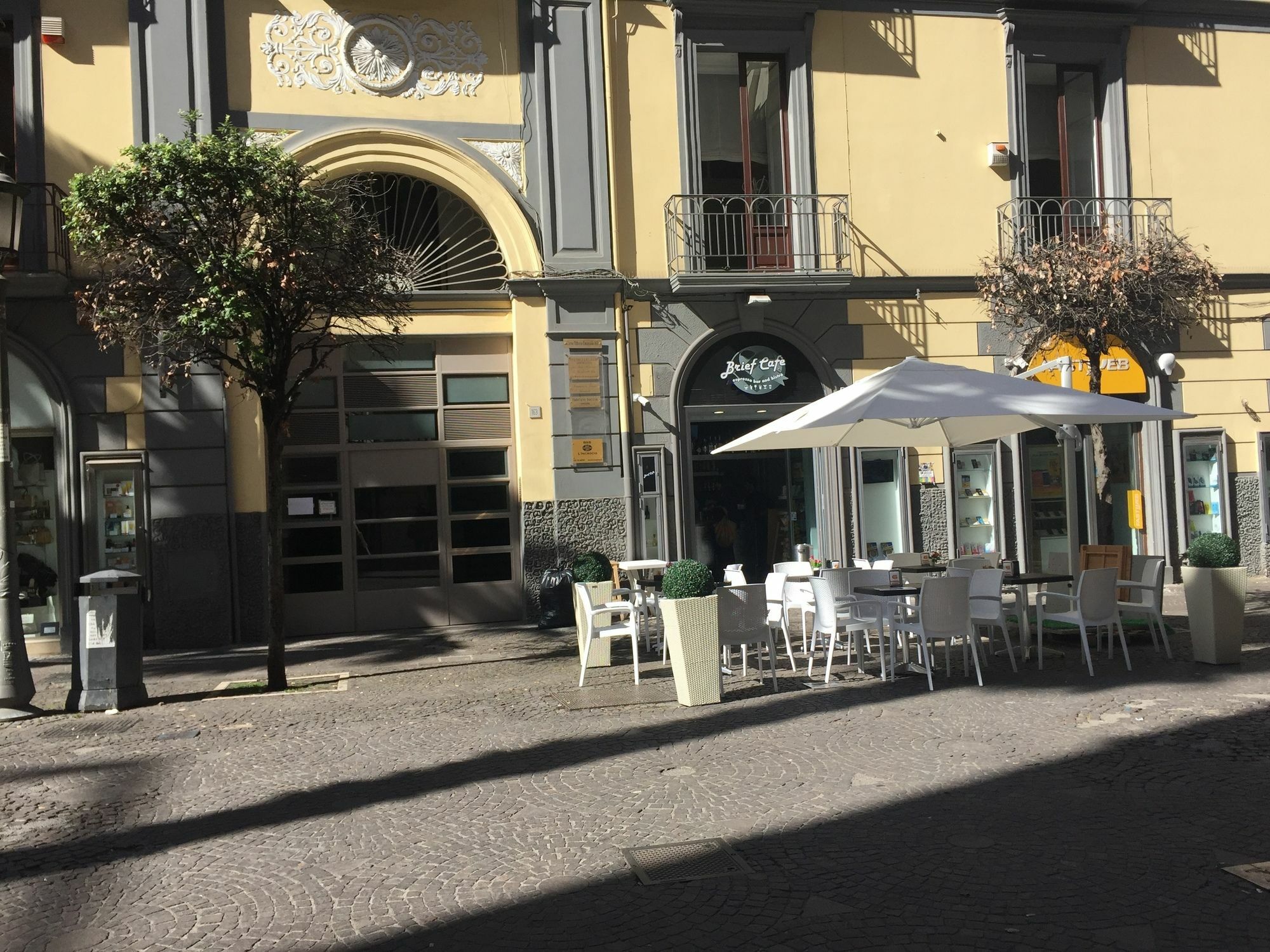 B&B L'Incrocio Salerno Luaran gambar
